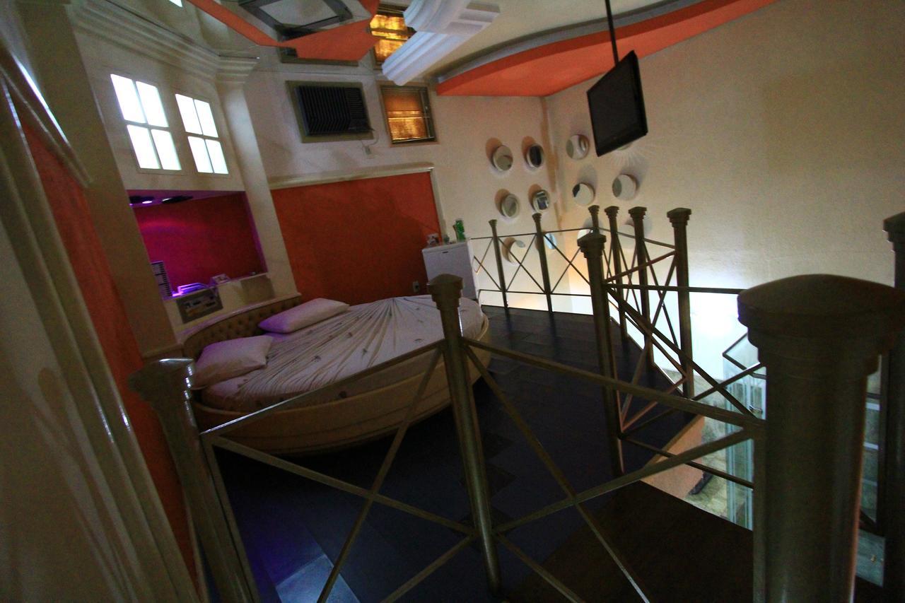 Movie Inn Motel E Hospedagem (Adults Only) ฮิเบเราเปรโต ภายนอก รูปภาพ