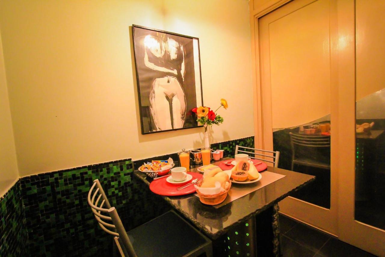 Movie Inn Motel E Hospedagem (Adults Only) ฮิเบเราเปรโต ภายนอก รูปภาพ